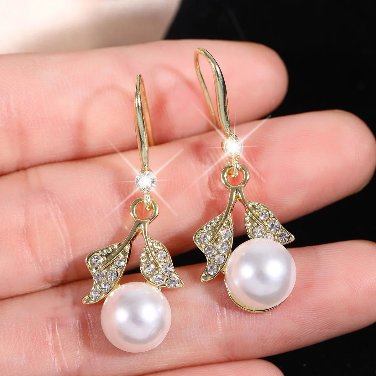 The Pearls Earrings