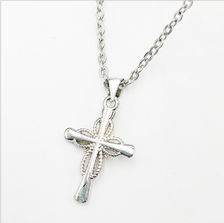 Crucis Necklace